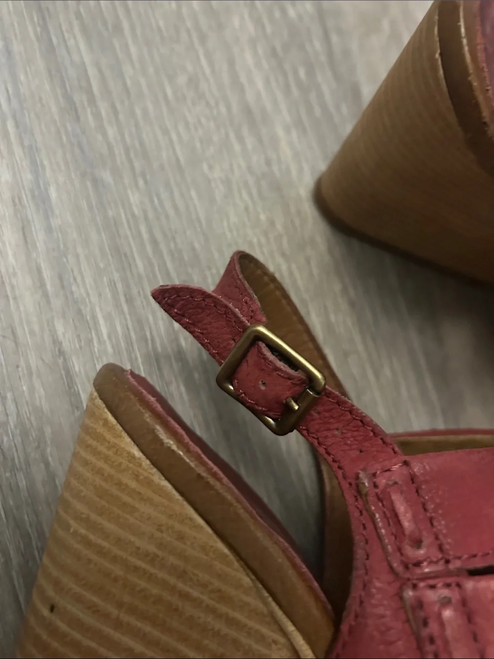 Miz Mooz Coral-Pink Suede Wedge Sandals 37
